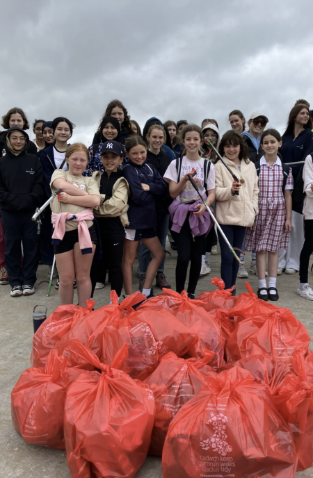 Students unite for litter-picking event